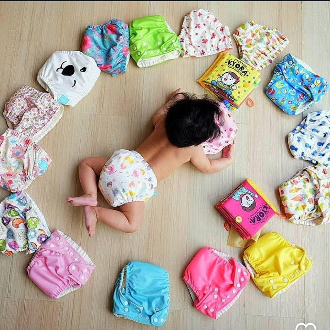 Baby Reusable Diapers - Waterproof & Leakproof Diapers for 0-3 year old Babies - (Size is Adjustable)